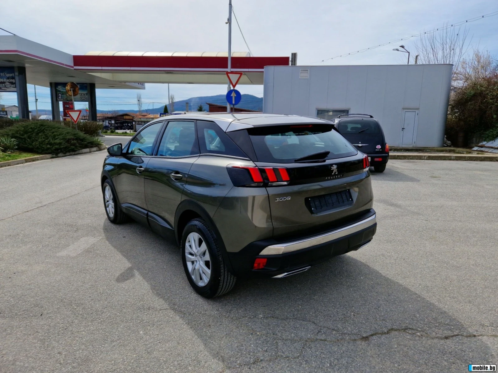 Peugeot 3008, снимка 2 - Автомобили и джипове - 53970242