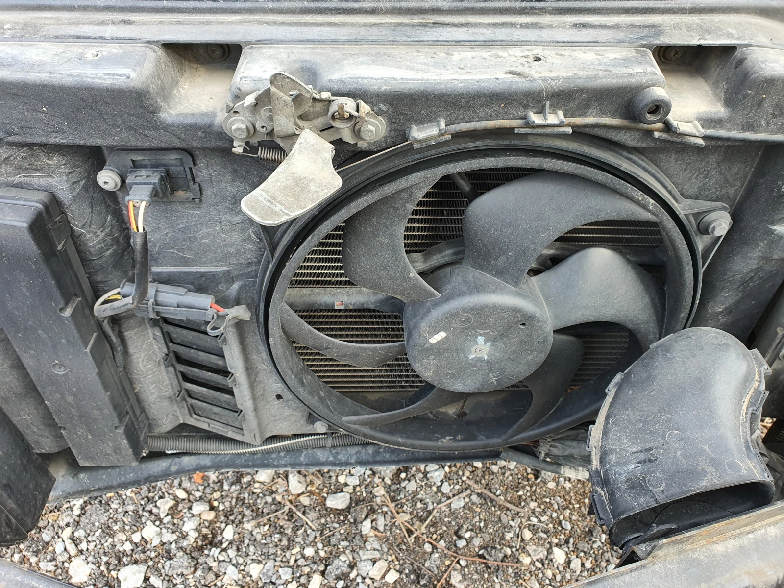 Peugeot 307 2.0HDi90к.с., снимка 3 - Автомобили и джипове - 54297757