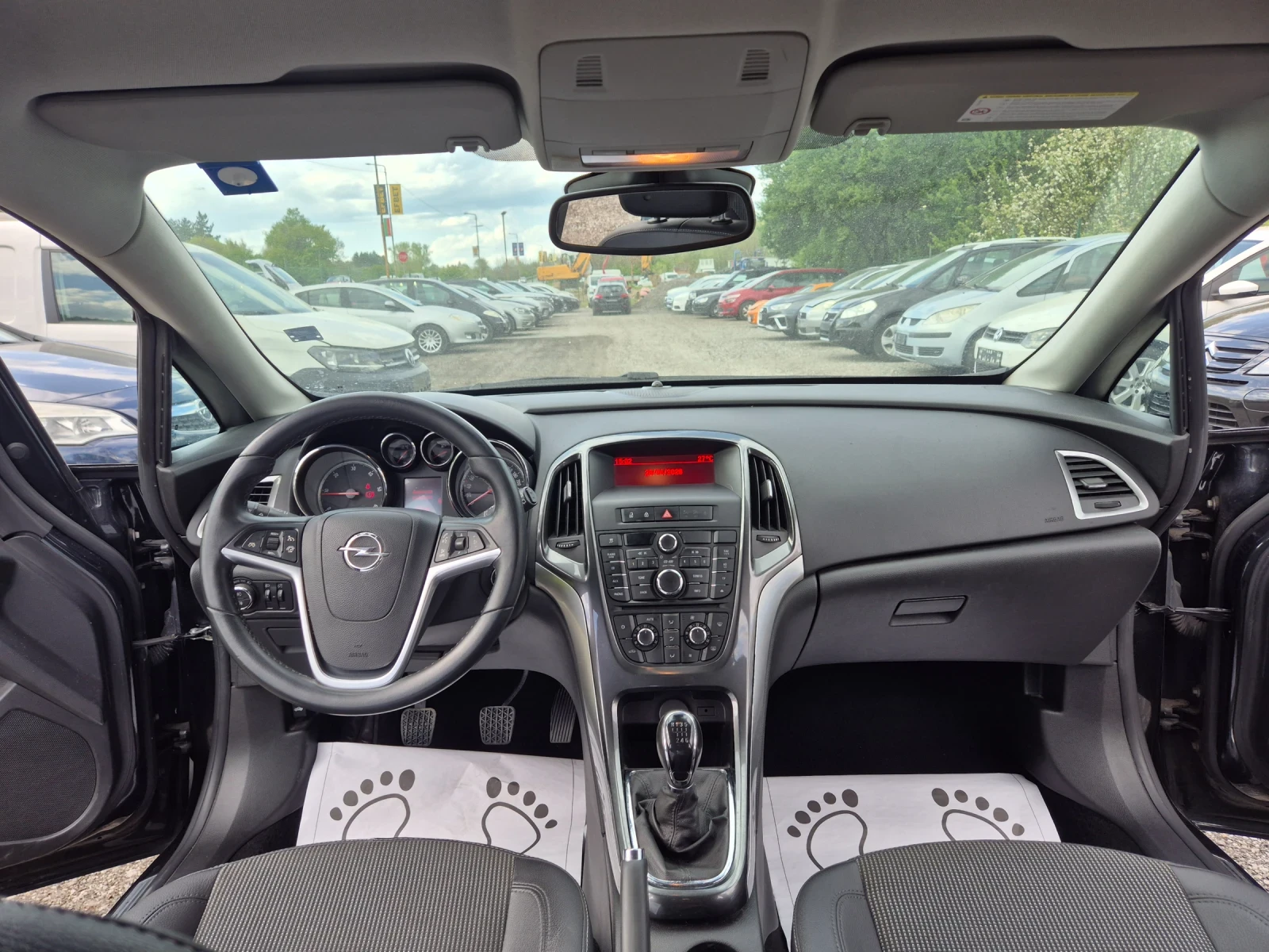 Opel Astra 1.7, 110к.с. Климатроник , Топ състояние, снимка 13 - Автомобили и джипове - 54344813