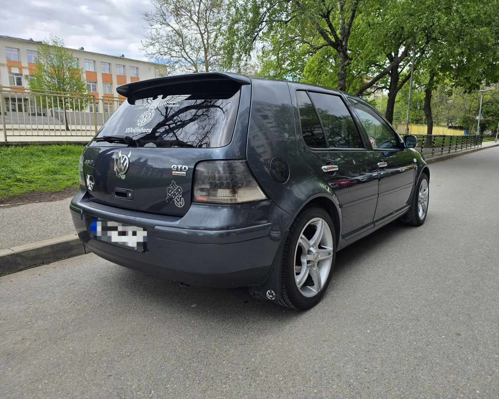 VW Golf MK4, снимка 4 - Автомобили и джипове - 54381591