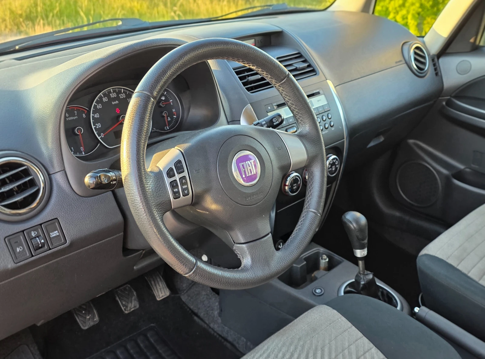 Fiat Sedici 1.6i GAZ 4x4, снимка 7 - Автомобили и джипове - 54693583