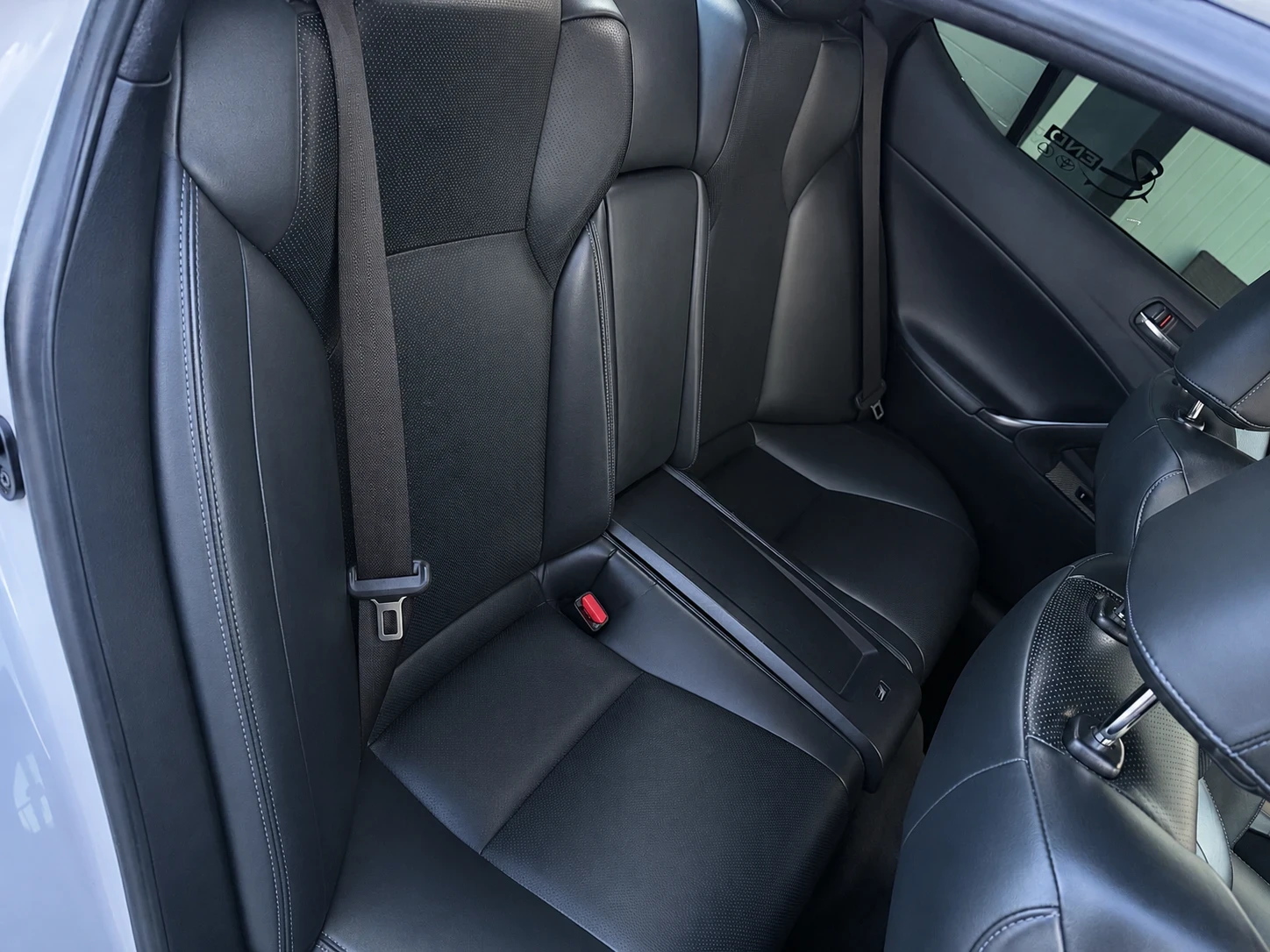 Lexus IS F 5, 0 Facelift, снимка 11 - Автомобили и джипове - 54694385