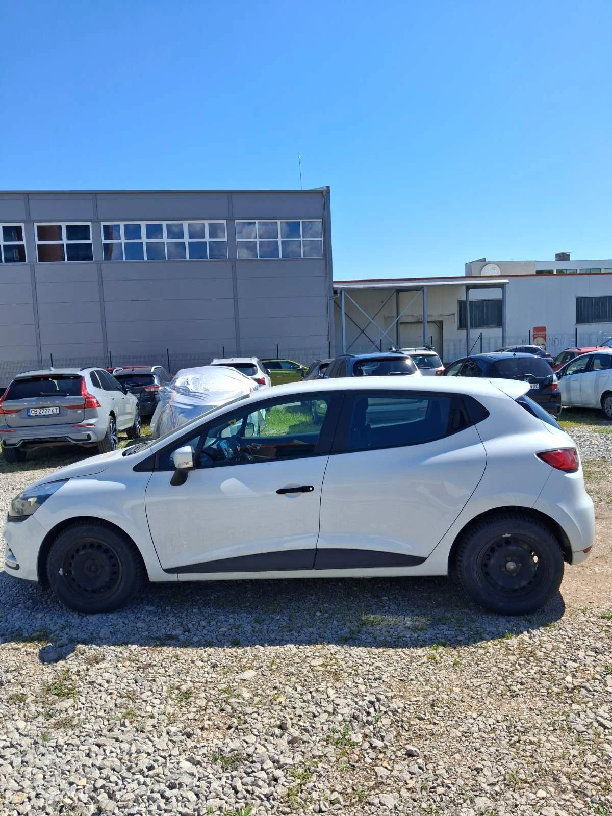 Renault Clio 1.5Dci, снимка 4 - Автомобили и джипове - 54702044