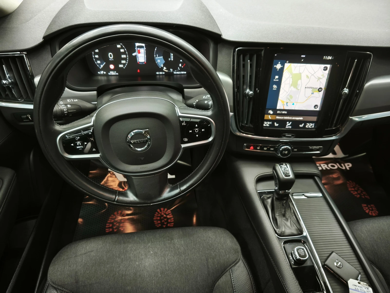Volvo V90 2.0D4 AWD Automatic 190k.c E6* TOP* , снимка 11 - Автомобили и джипове - 54863246