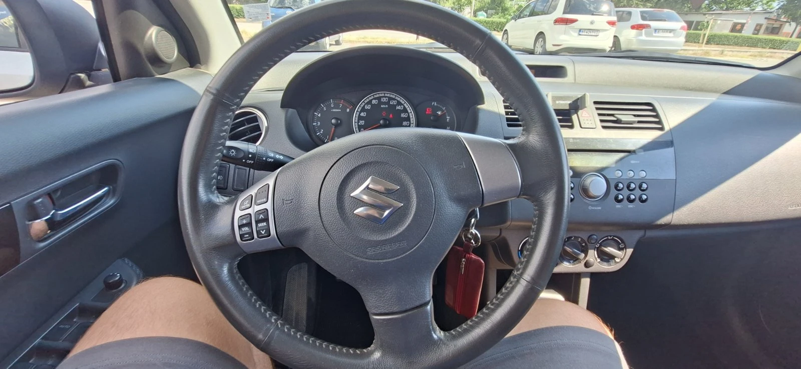 Suzuki Swift, снимка 8 - Автомобили и джипове - 55131335