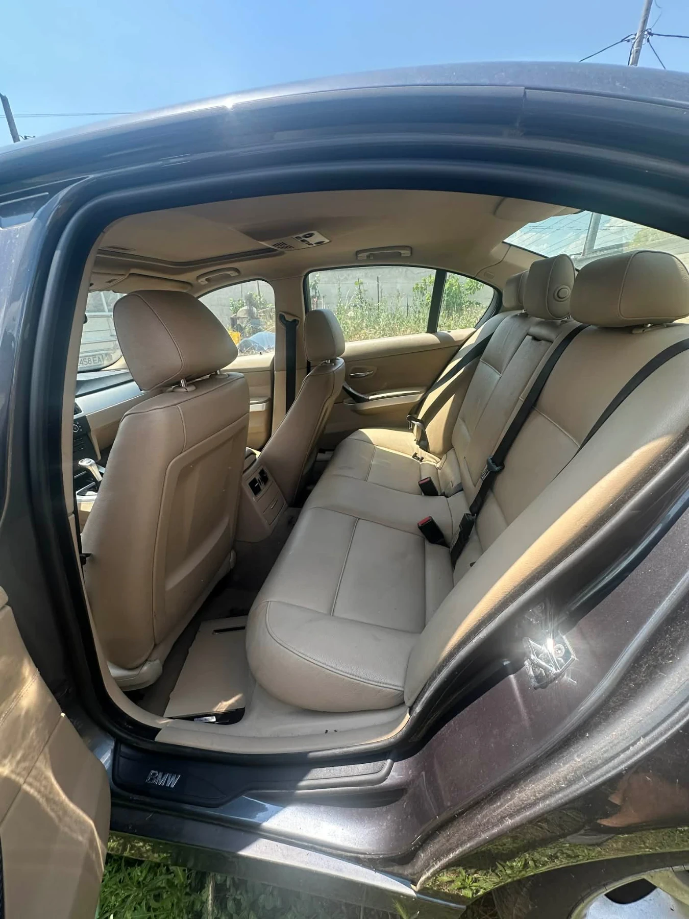 BMW 320, снимка 8 - Автомобили и джипове - 55179125