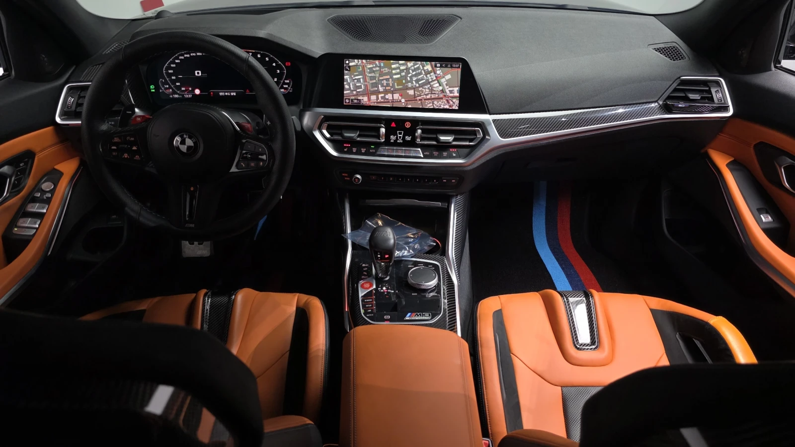 BMW M3 Sedan Competition , снимка 6 - Автомобили и джипове - 55394621