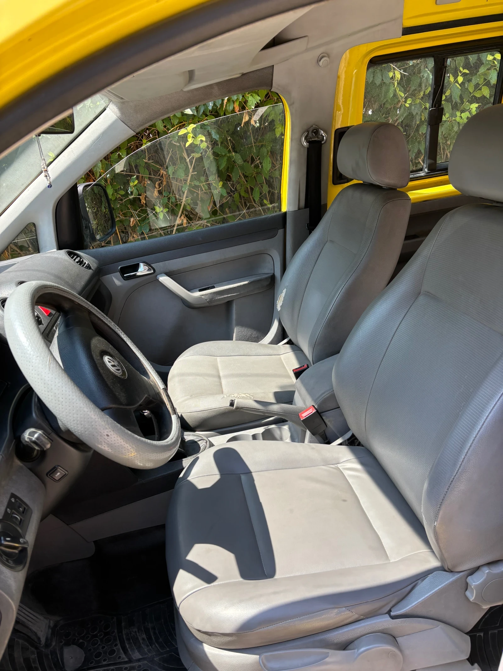 VW Caddy, снимка 5 - Автомобили и джипове - 55631943