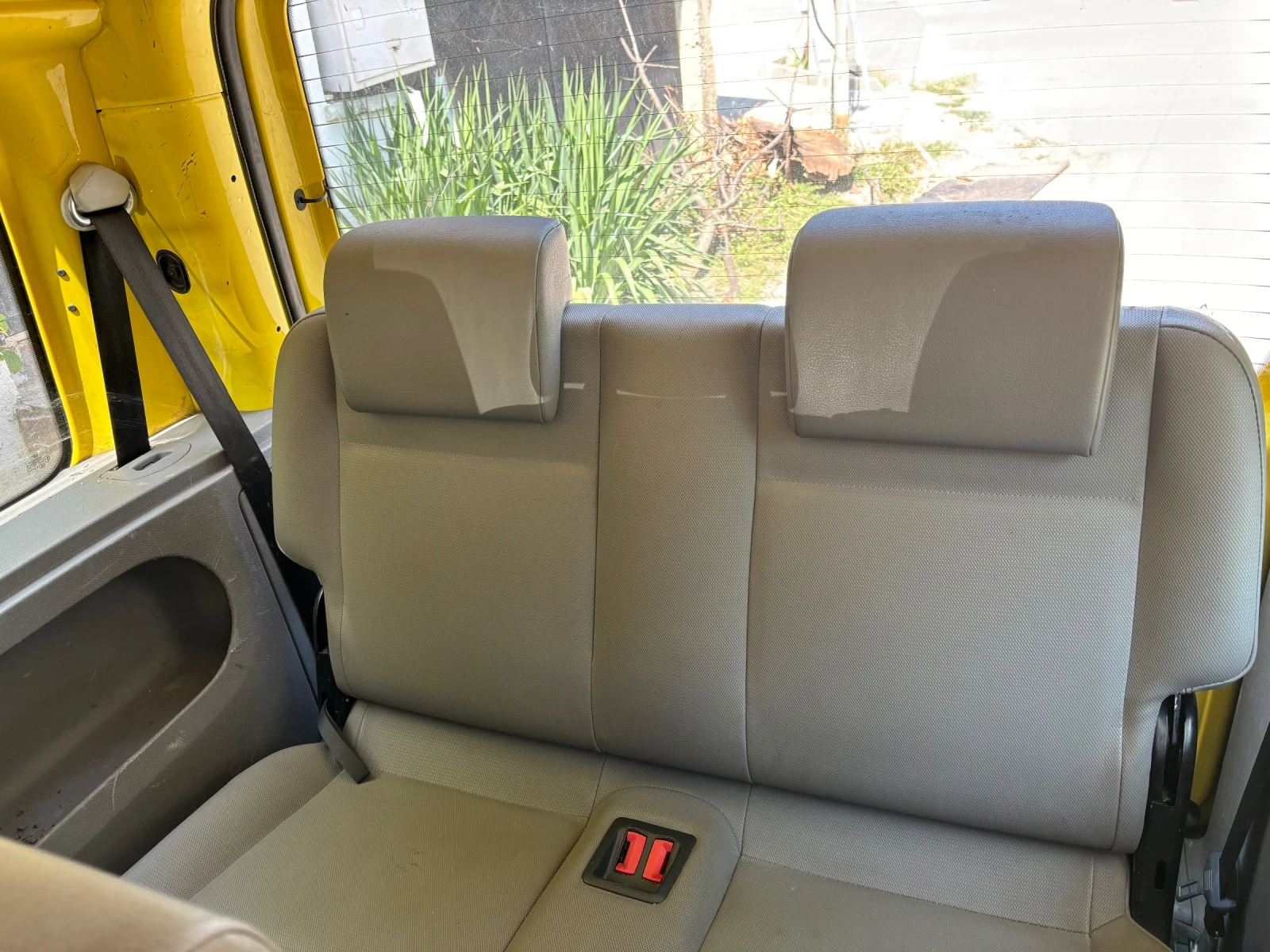VW Caddy, снимка 3 - Автомобили и джипове - 55631943