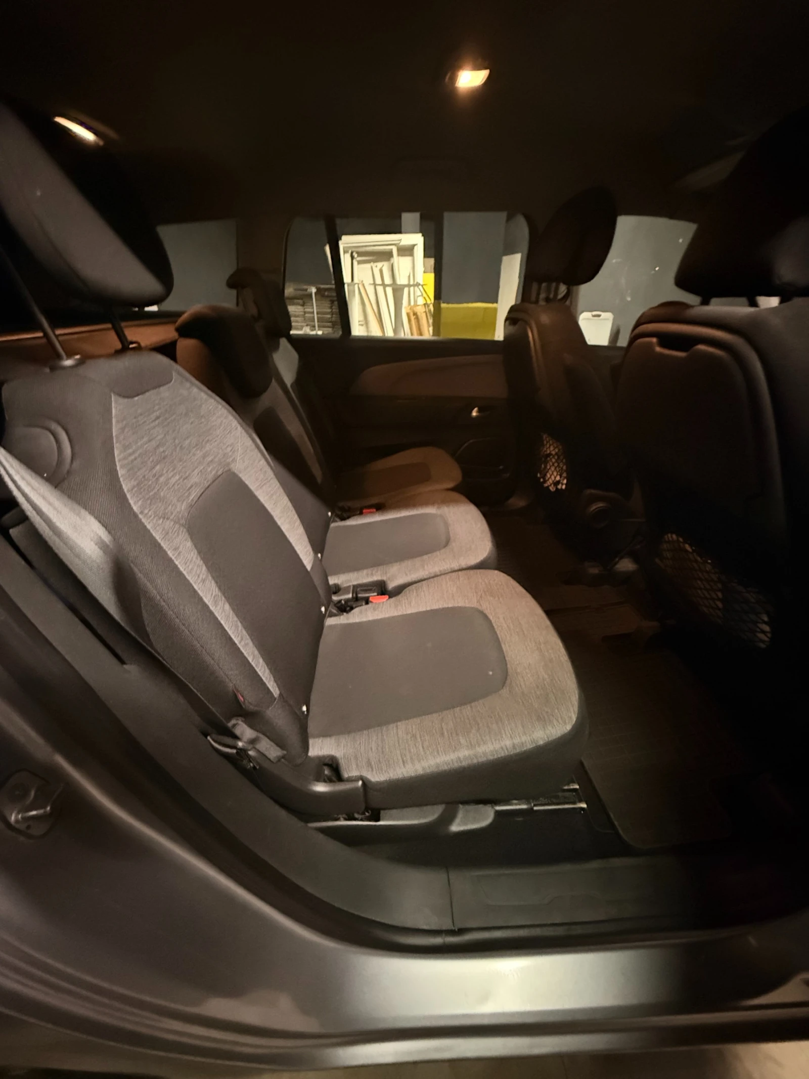 Citroen Grand C4 Picasso, снимка 8 - Автомобили и джипове - 55654804