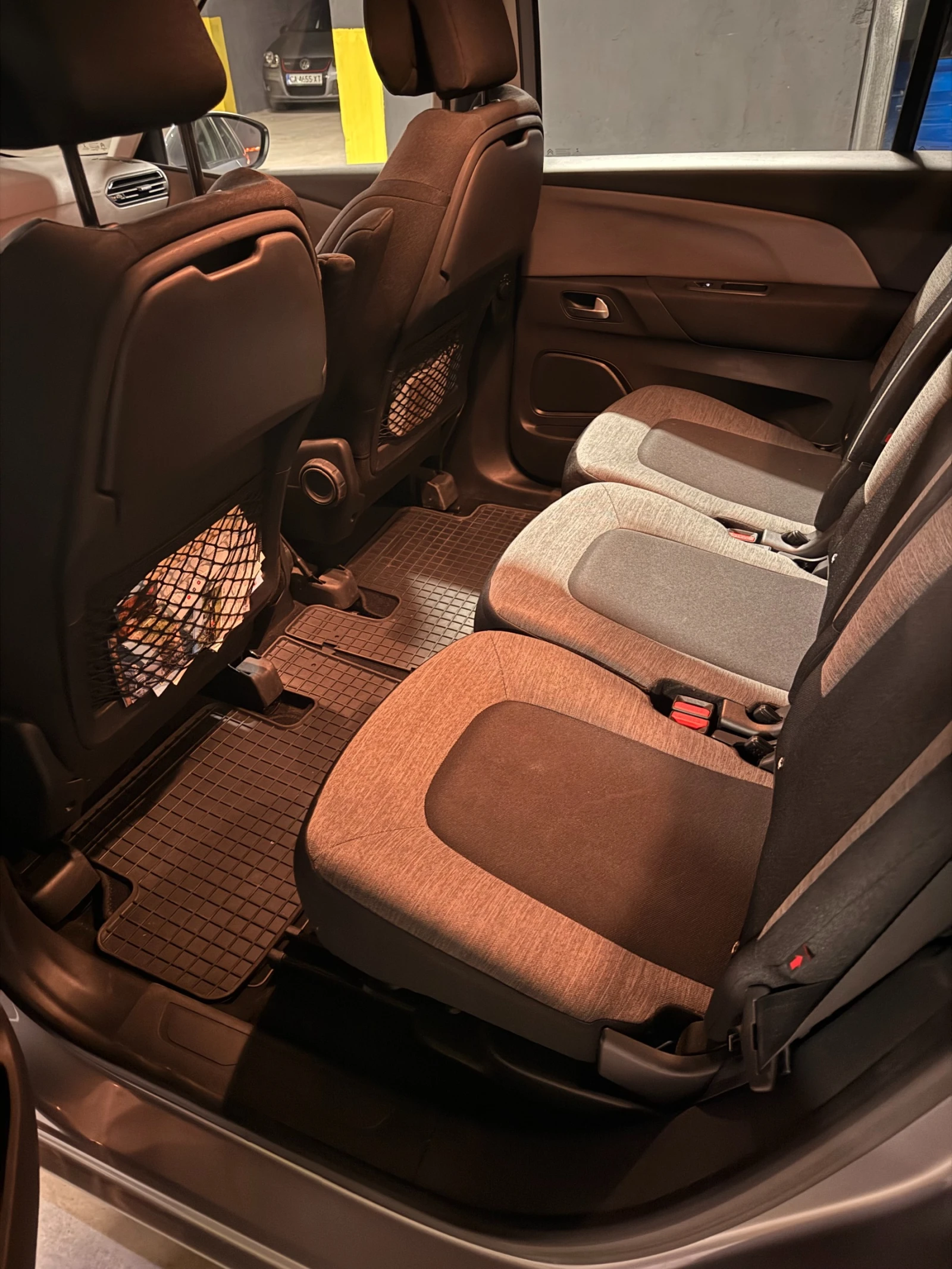 Citroen Grand C4 Picasso, снимка 3 - Автомобили и джипове - 55654804