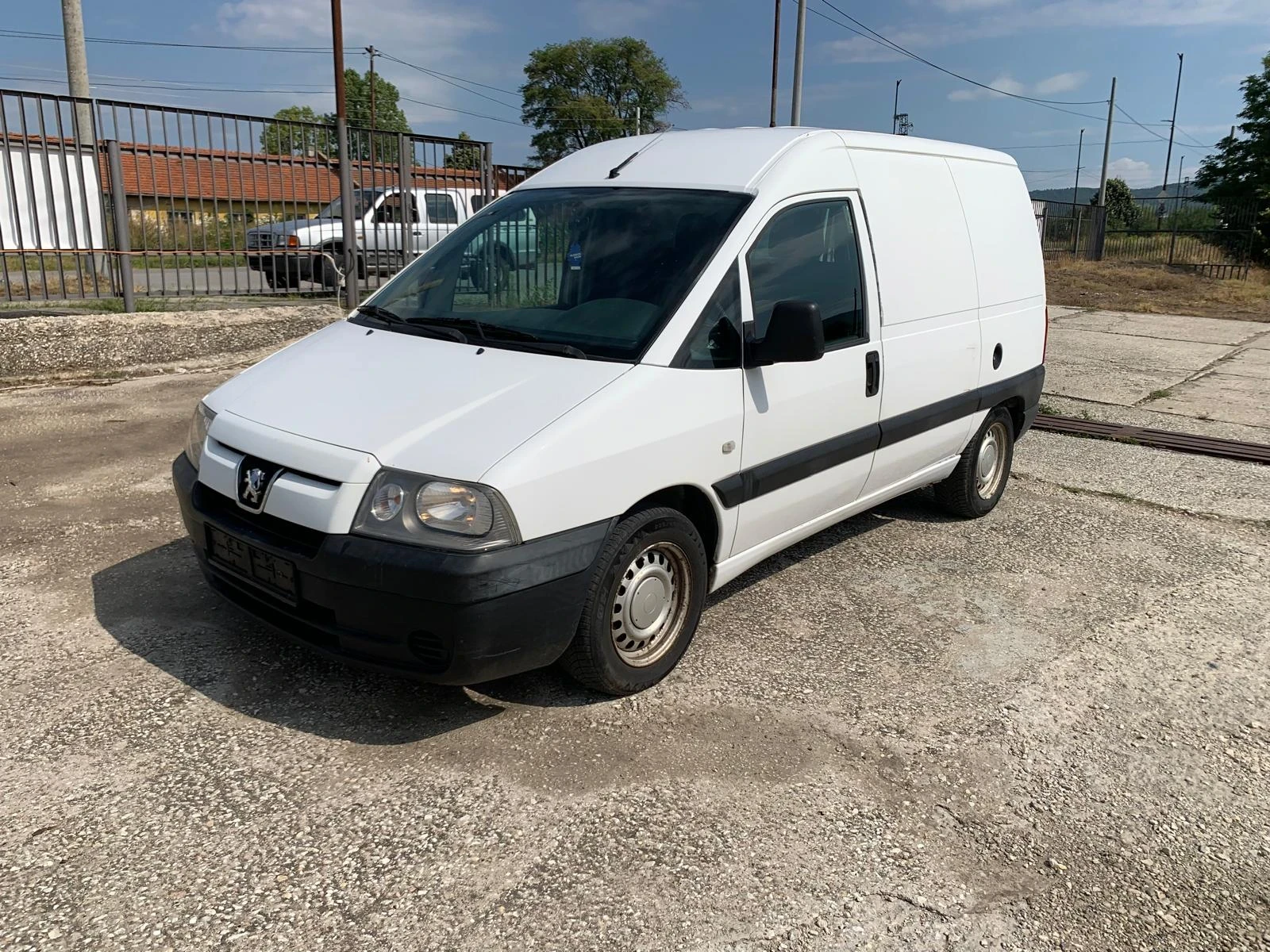 Peugeot Expert 2.0 D Три места Климатик