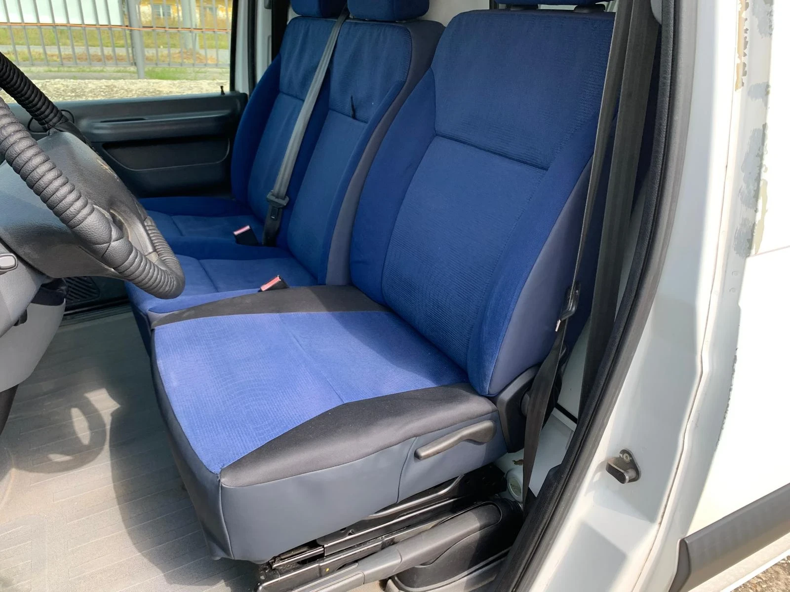 Peugeot Expert 2.0 D Три места Климатик, снимка 13 - Автомобили и джипове - 55711310