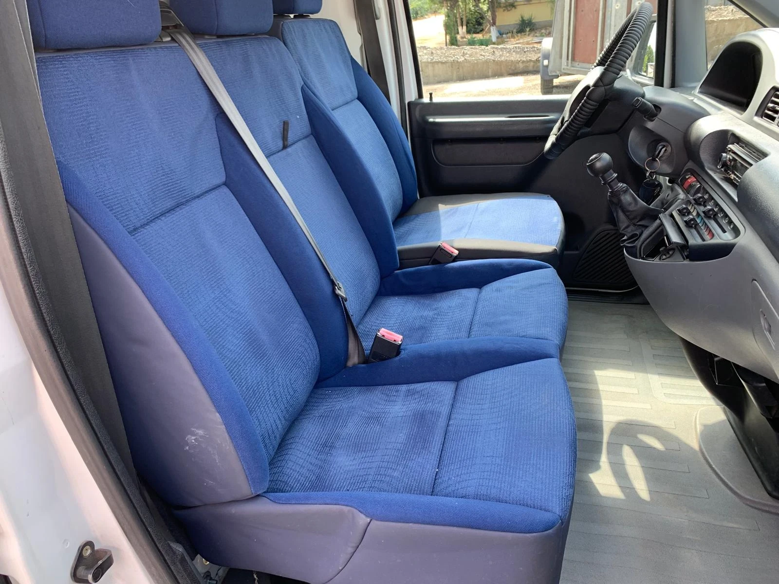 Peugeot Expert 2.0 D Три места Климатик, снимка 11 - Автомобили и джипове - 55711310