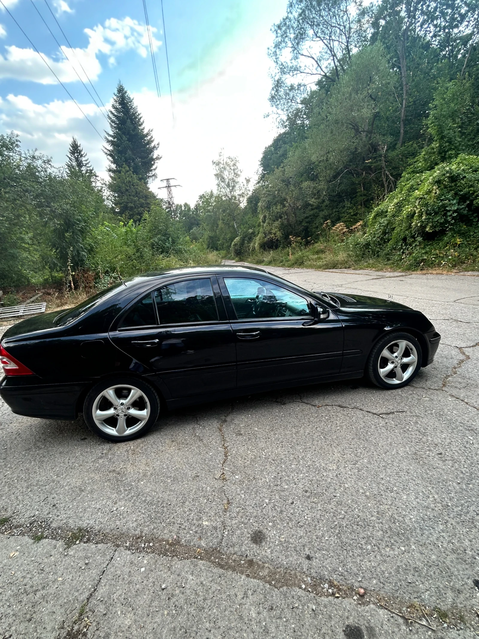 Mercedes-Benz C 200, снимка 4 - Автомобили и джипове - 55804943