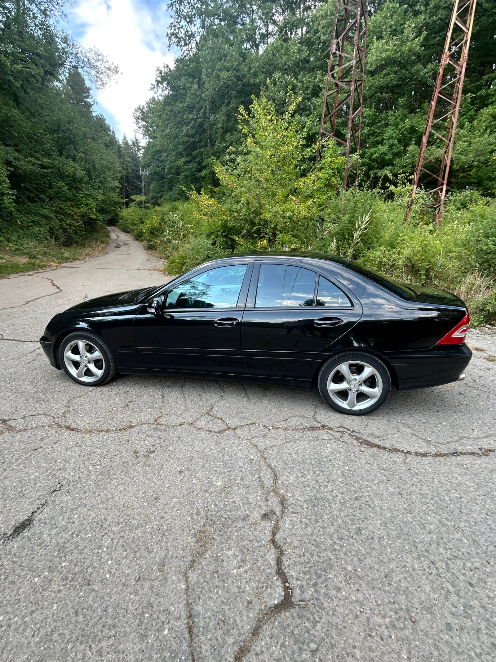Mercedes-Benz C 200, снимка 2 - Автомобили и джипове - 55804943