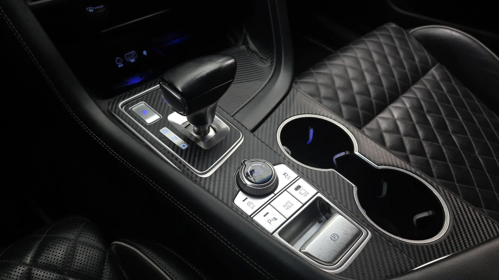 Genesis G70 3.3 4X4 * КРАЙНА ЦЕНА* FULL MAX, снимка 15 - Автомобили и джипове - 56125816