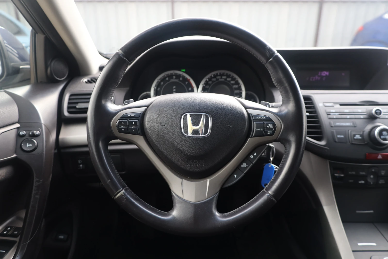 Honda Accord 2.0i Automatic Limo Xenon 2xKlimatronic CD #iCarbg | Mobile.bg � ����������� 14