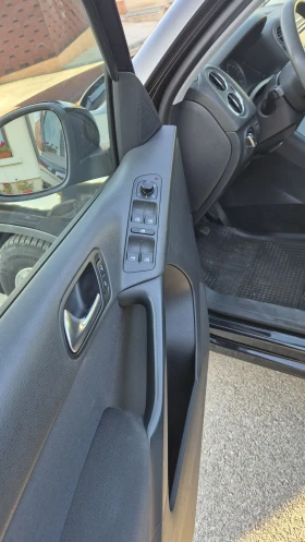 VW Tiguan 2.0 TDI 4x4, снимка 11