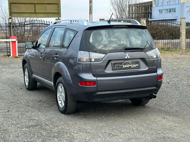 Mitsubishi Outlander 2, 0tdi, снимка 4 - Автомобили и джипове - 48144105