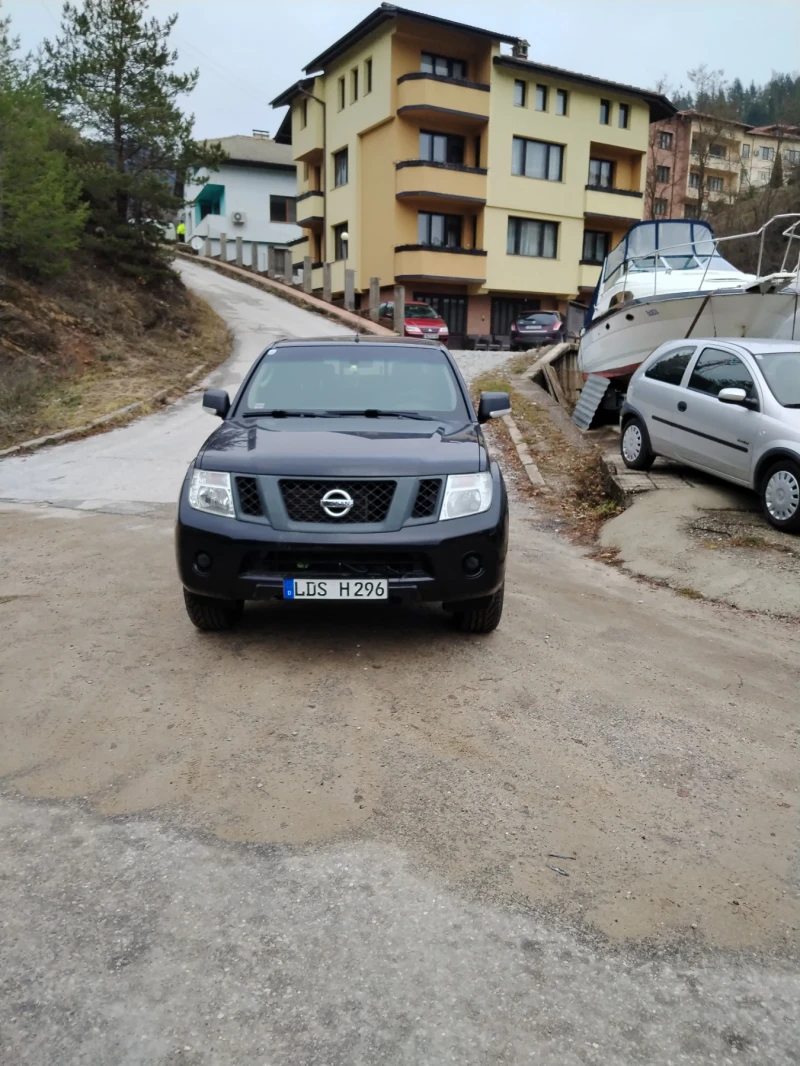 Nissan Navara, снимка 1 - Автомобили и джипове - 48221108