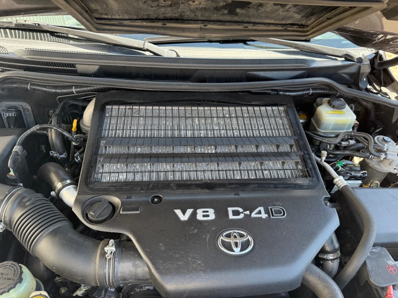 Toyota Land cruiser J200+ V8+ D-4D+ LUXURY+ Kay Less Go+ Камера+ Печка, снимка 9 - Автомобили и джипове - 50885208