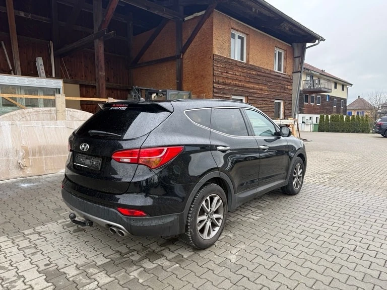 Hyundai Santa fe 2.2 CRDI ^ 4х4 ^ Avtomat , снимка 2 - Автомобили и джипове - 49016201