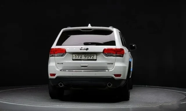 Jeep Grand cherokee 3.6 Limited WK2 ВИДЕО  - изображение 4