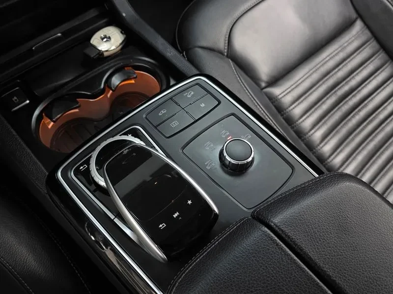 Mercedes-Benz GLE 350 D 4Matic Coupe - САМО 30% АВАНС, снимка 17 - Автомобили и джипове - 55485762