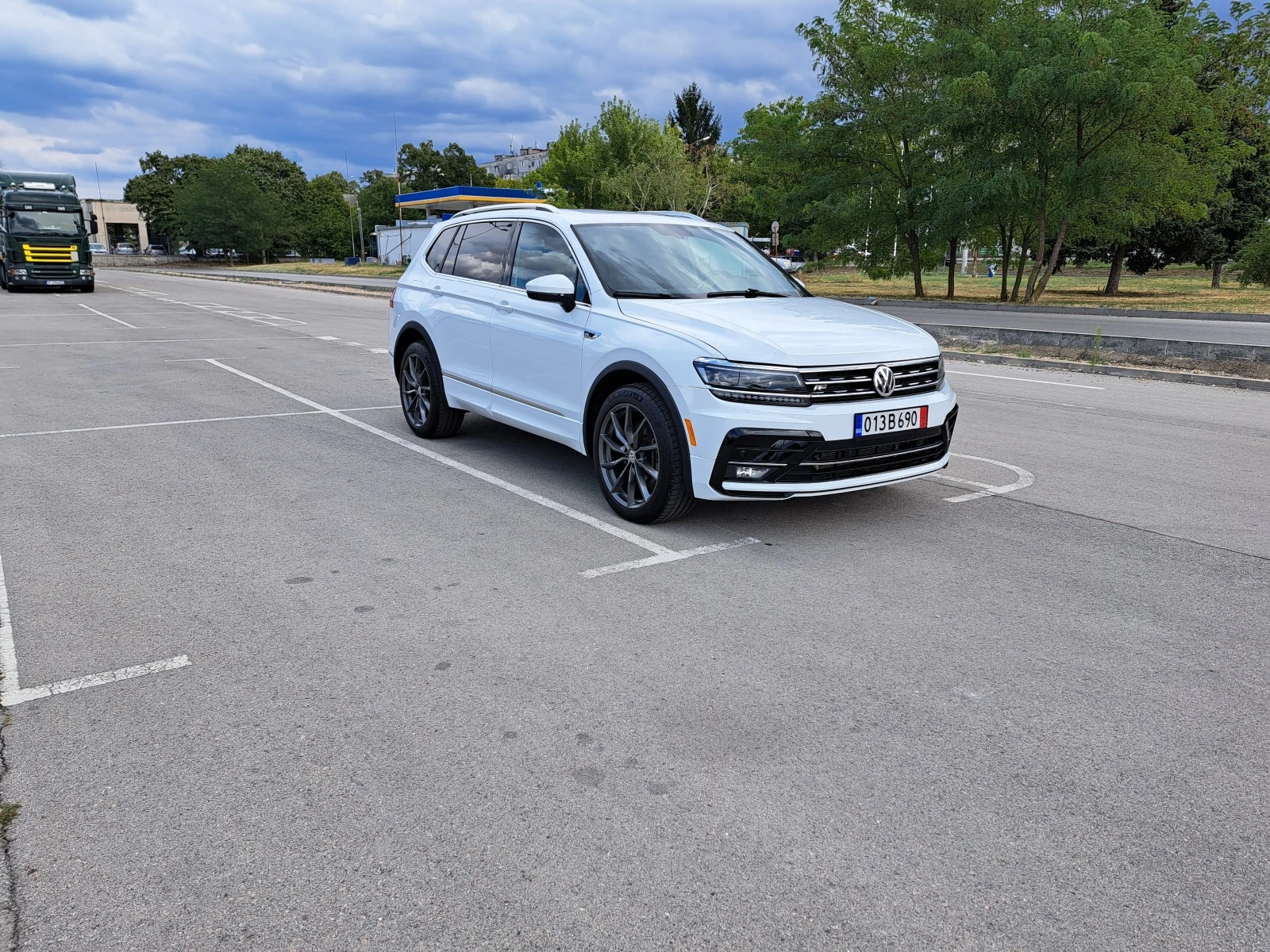 VW Tiguan Allspace R line - изображение 7