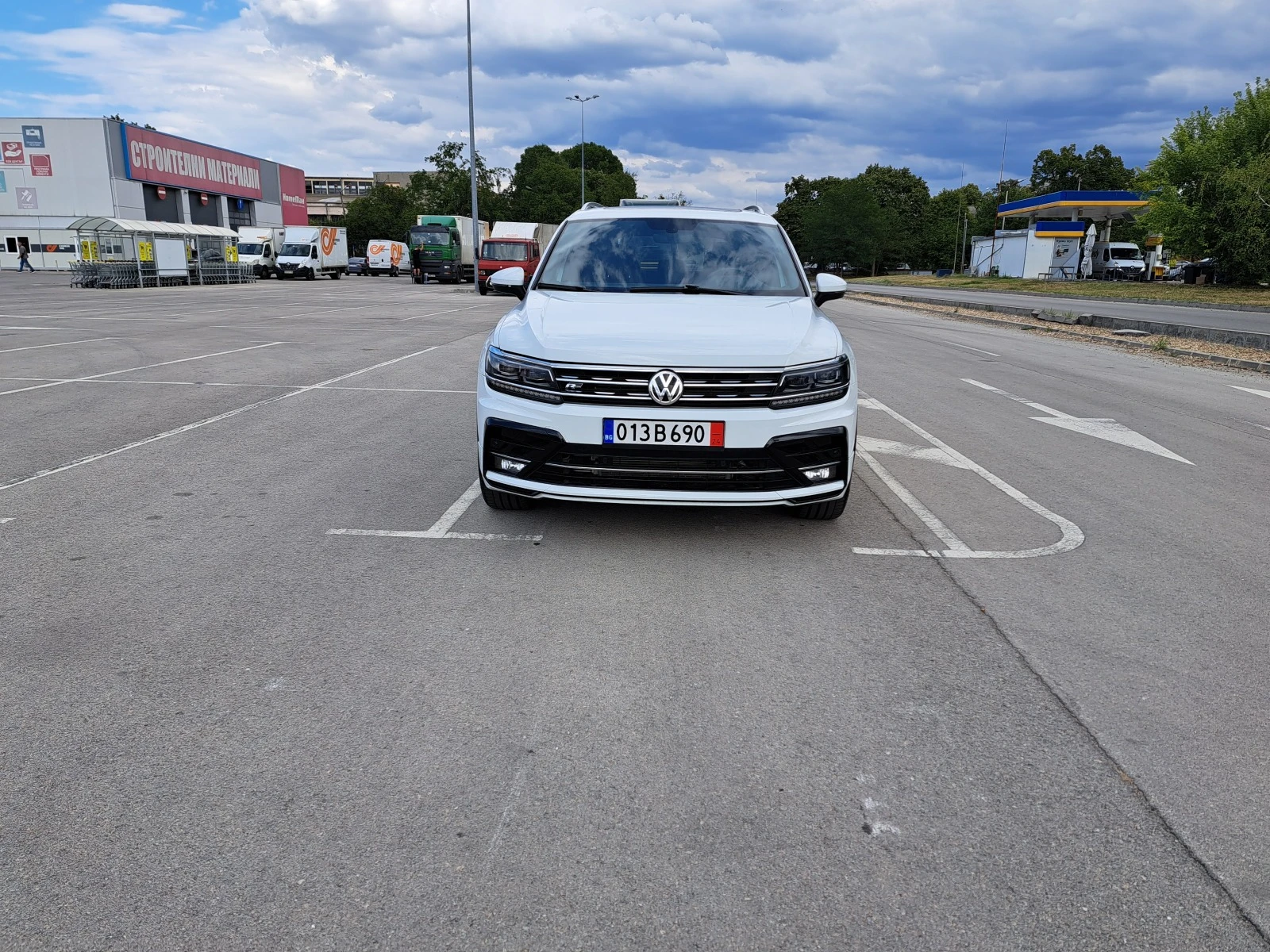 VW Tiguan Allspace R line - изображение 8