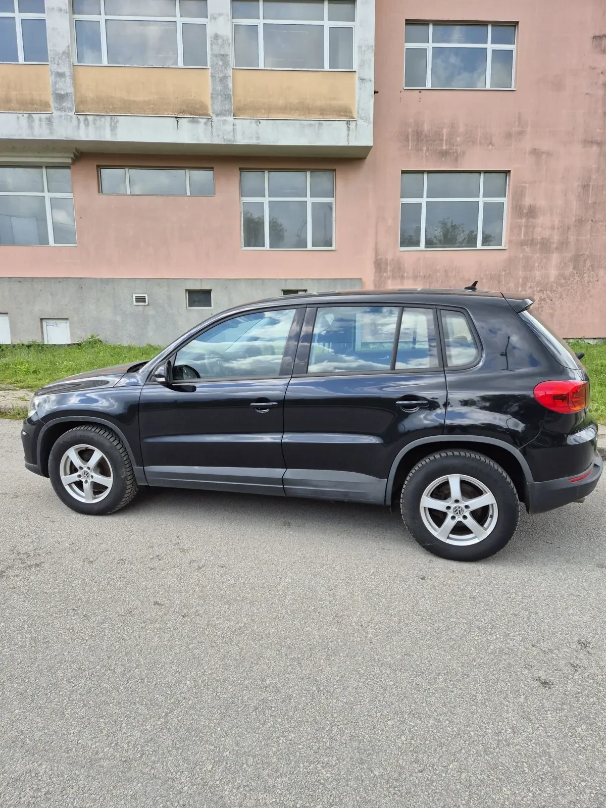 VW Tiguan 2.0 TDI 4x4 - изображение 5