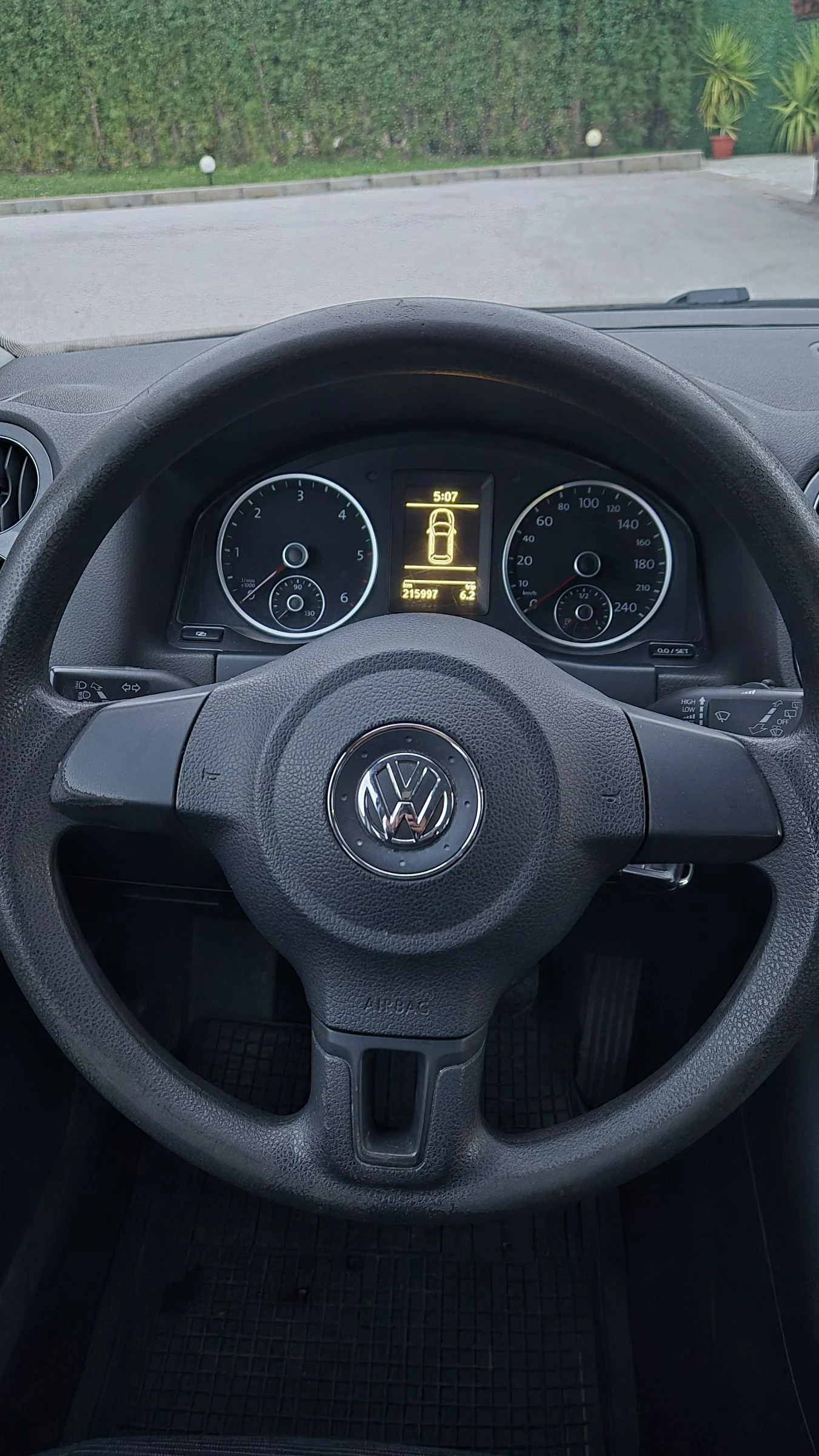 VW Tiguan 2.0 TDI 4x4 - изображение 7