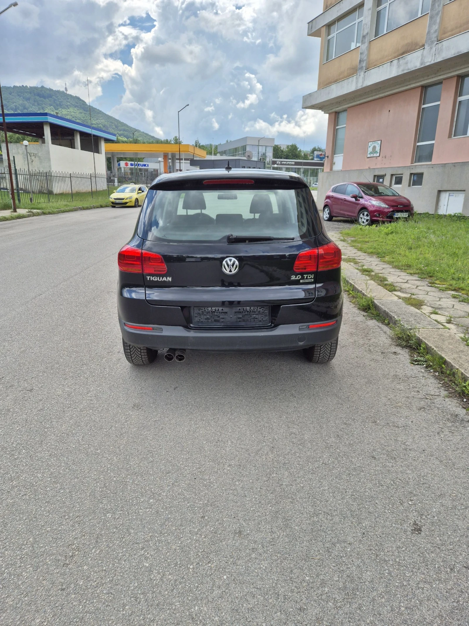 VW Tiguan 2.0 TDI 4x4 - изображение 8