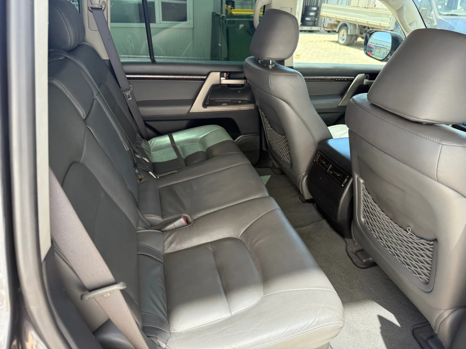 Toyota Land cruiser J200+ V8+ D-4D+ LUXURY+ Kay Less Go+ Камера+ Печка | Mobile.bg — изображение 11