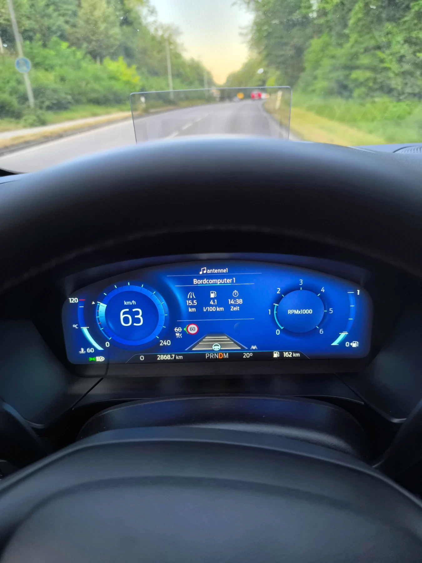 Ford Kuga  - изображение 6