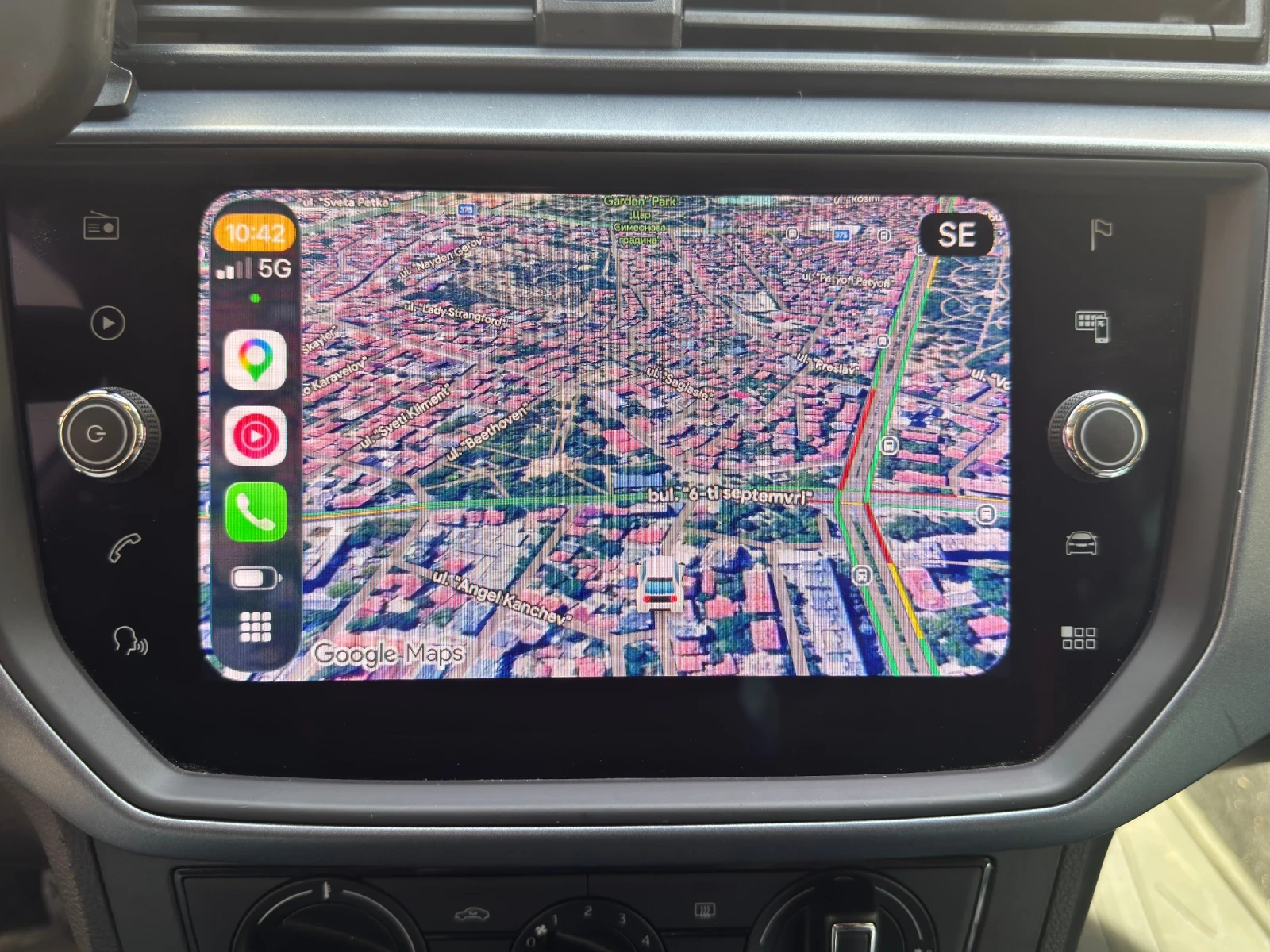 Seat Arona 1.0 TGi, снимка 12 - Автомобили и джипове - 53984057