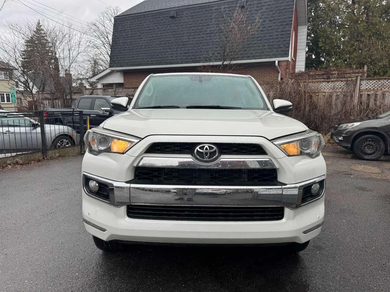 Toyota 4runner * SR5 * ПОДГРЕВ* PANO* KEYLESS* , снимка 6 - Автомобили и джипове - 54162610