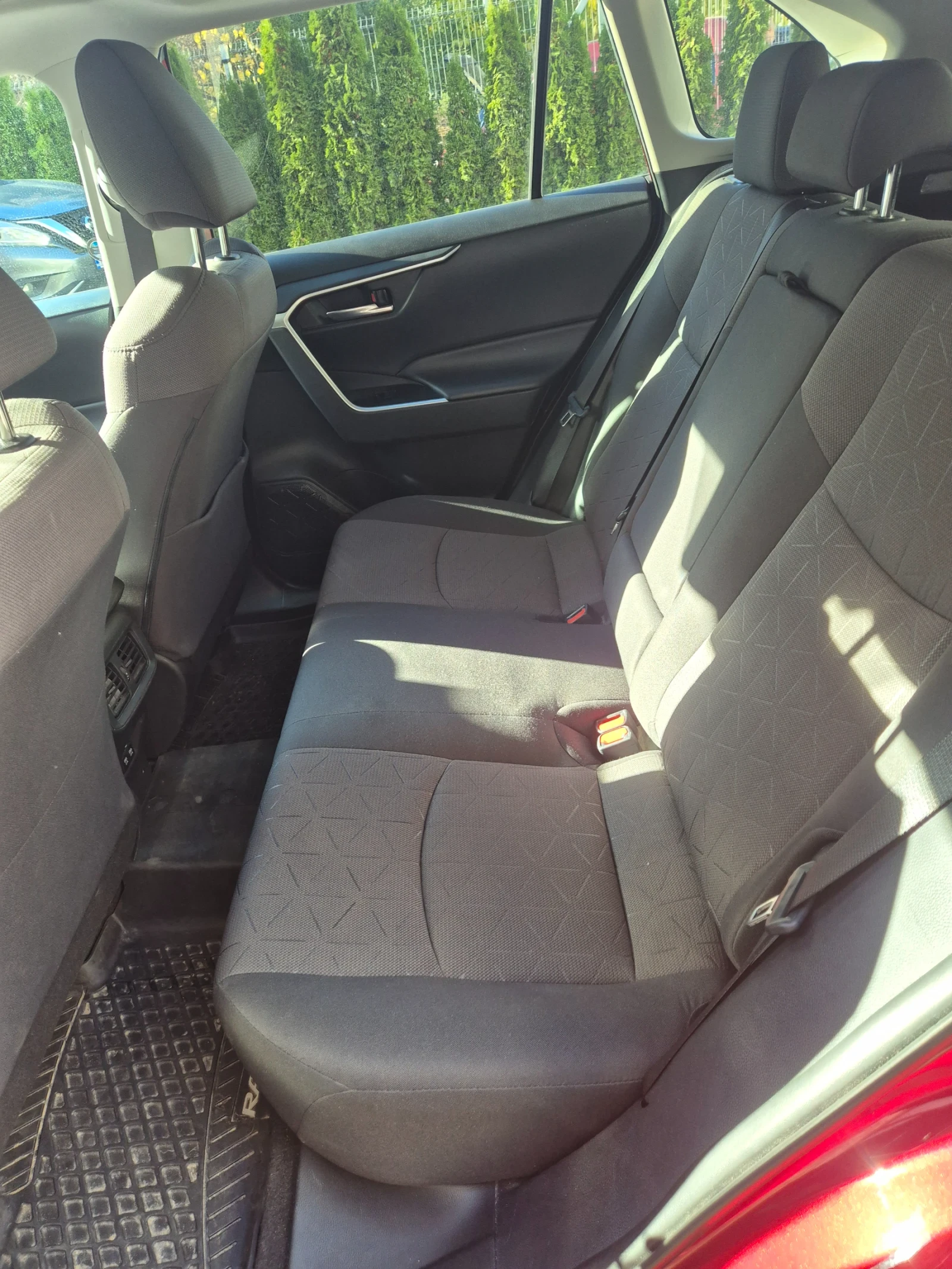 Toyota Rav4 2.5i, 4x4, снимка 12 - Автомобили и джипове - 54685316