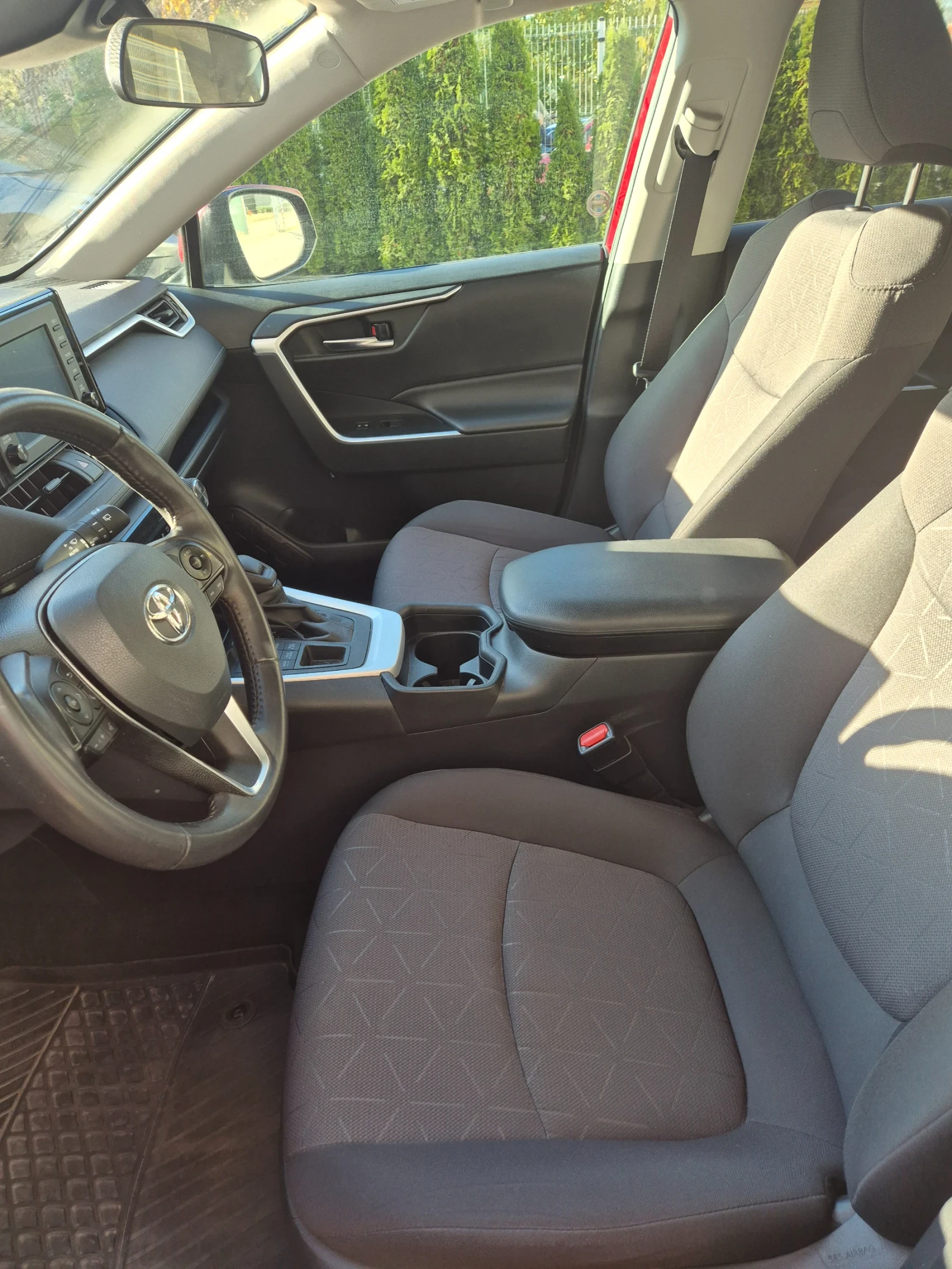 Toyota Rav4 2.5i, 4x4, снимка 10 - Автомобили и джипове - 54685316