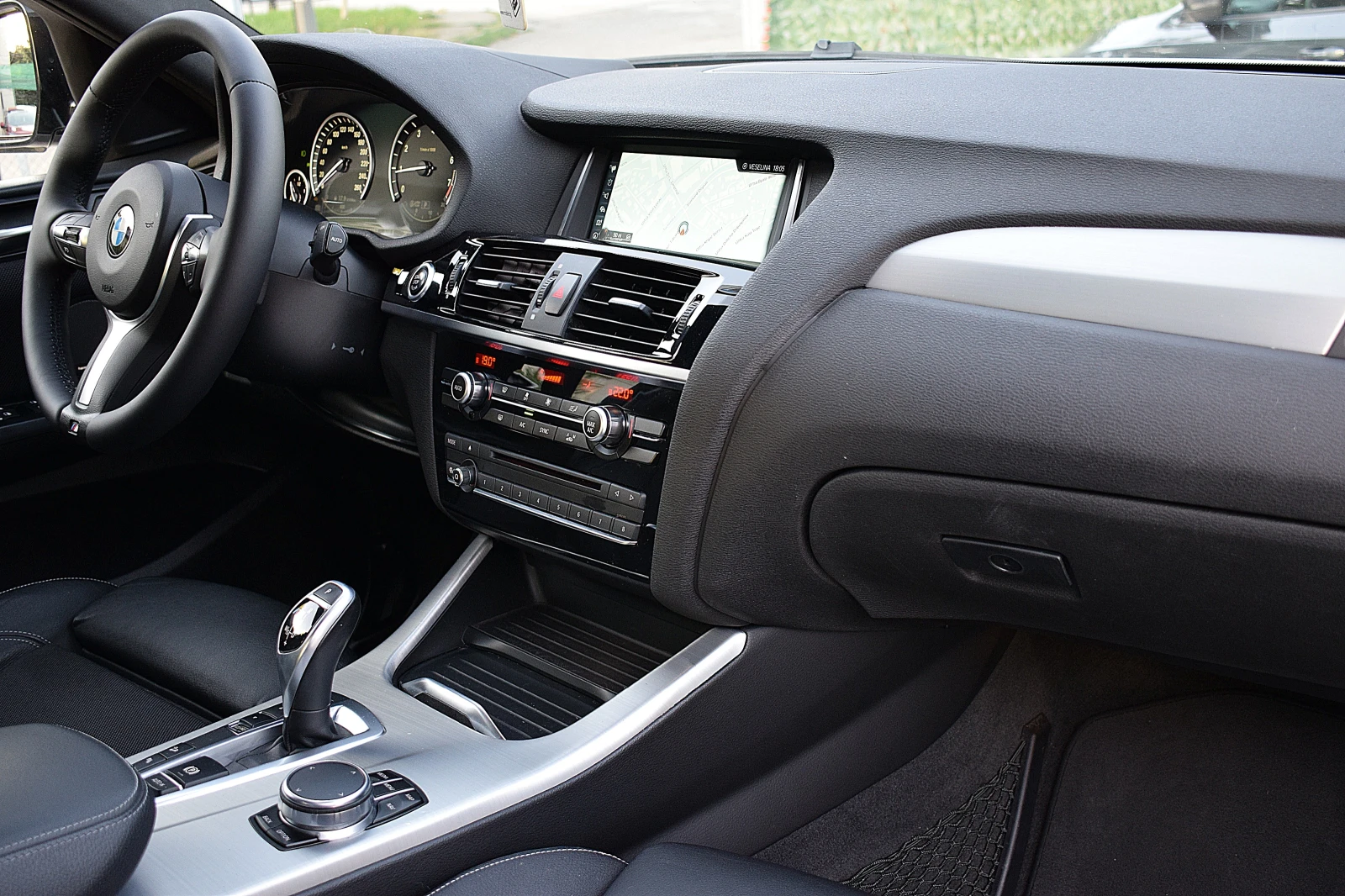 BMW X4 X4 ШВЕЙЦАРИЯ/M40i M Performance, снимка 13 - Автомобили и джипове - 55093808