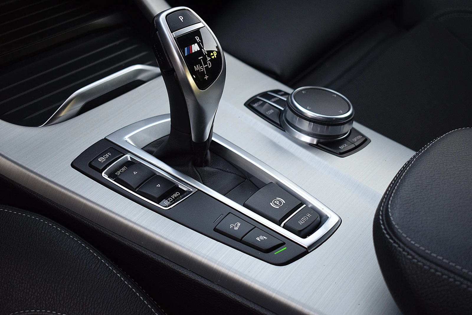 BMW X4 X4 ШВЕЙЦАРИЯ/M40i M Performance, снимка 9 - Автомобили и джипове - 55093808