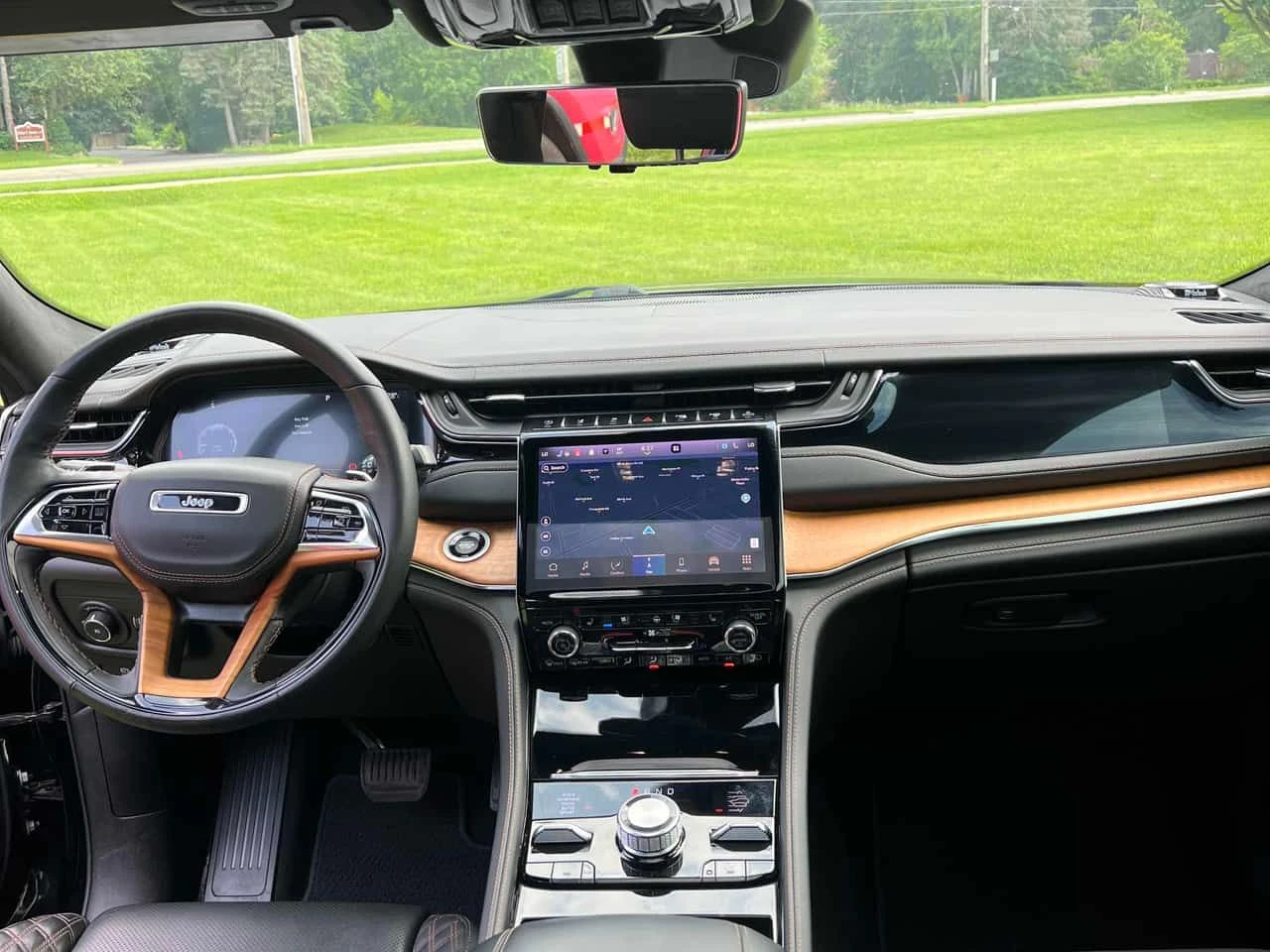 Jeep Grand cherokee Summit Reserve/360/DIS/HUD/H&K/ОБДУХВАНЕ, снимка 12 - Автомобили и джипове - 55670526