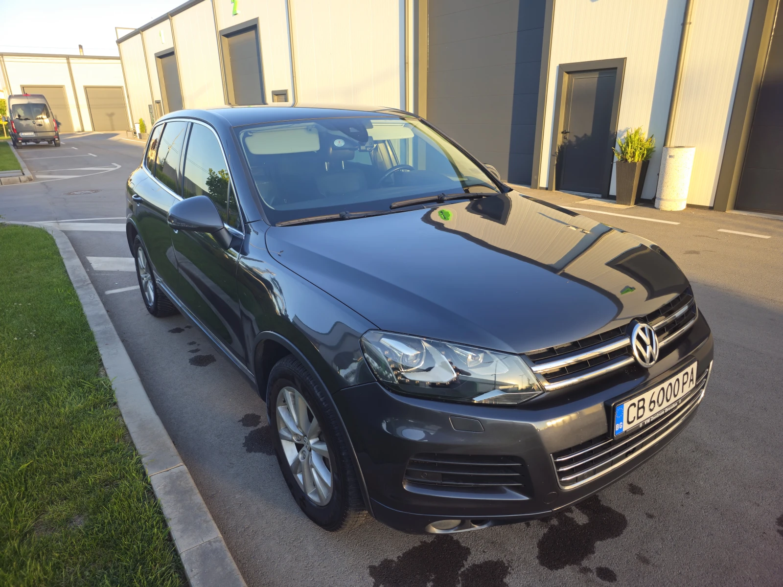 VW Touareg, снимка 7 - Автомобили и джипове - 55683369