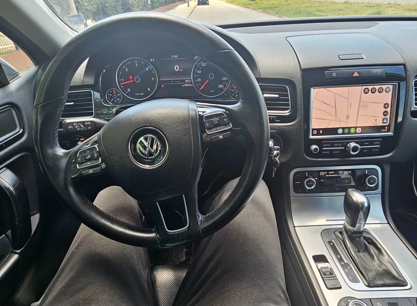 VW Touareg, снимка 9 - Автомобили и джипове - 55683369
