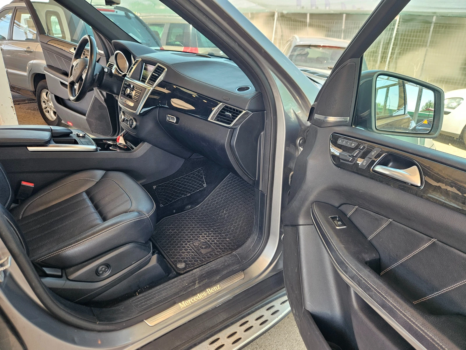 Mercedes-Benz GL 350 AMG ПАКЕТ/ЛИЗИНГ, снимка 14 - Автомобили и джипове - 55737421