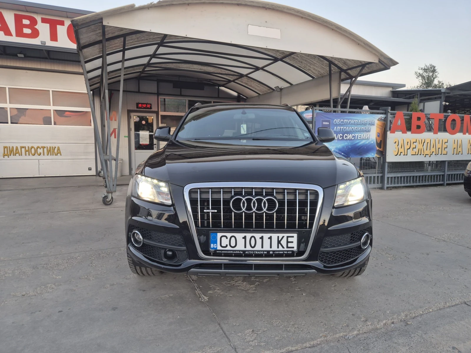 Audi Q5 3.0TDI Qattro 3xS-Line, Дистроник, Панорама, снимка 2 - Автомобили и джипове - 56019773