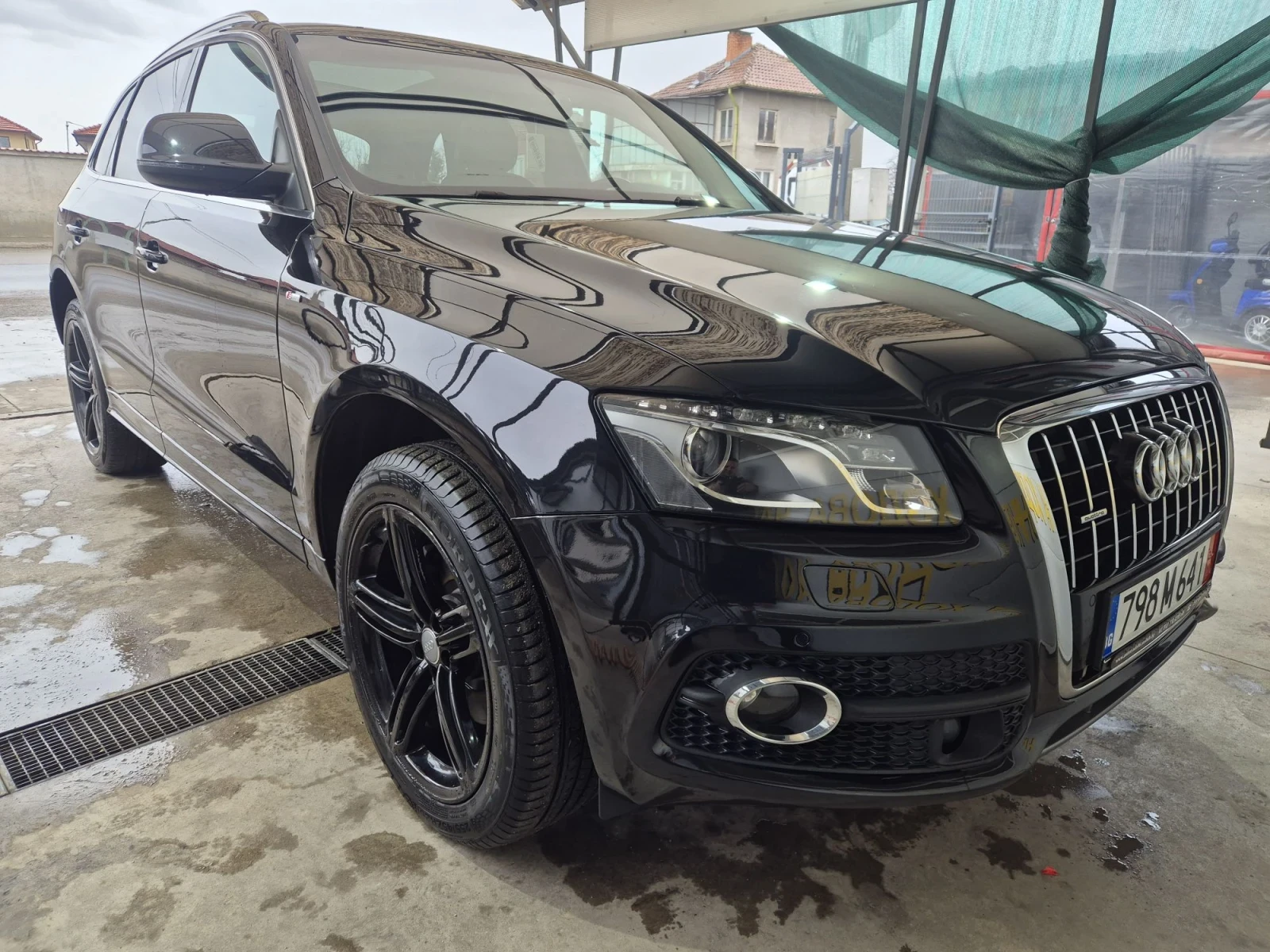 Audi Q5 3.0TDI Qattro S-Line Distronik, снимка 2 - Автомобили и джипове - 56019773