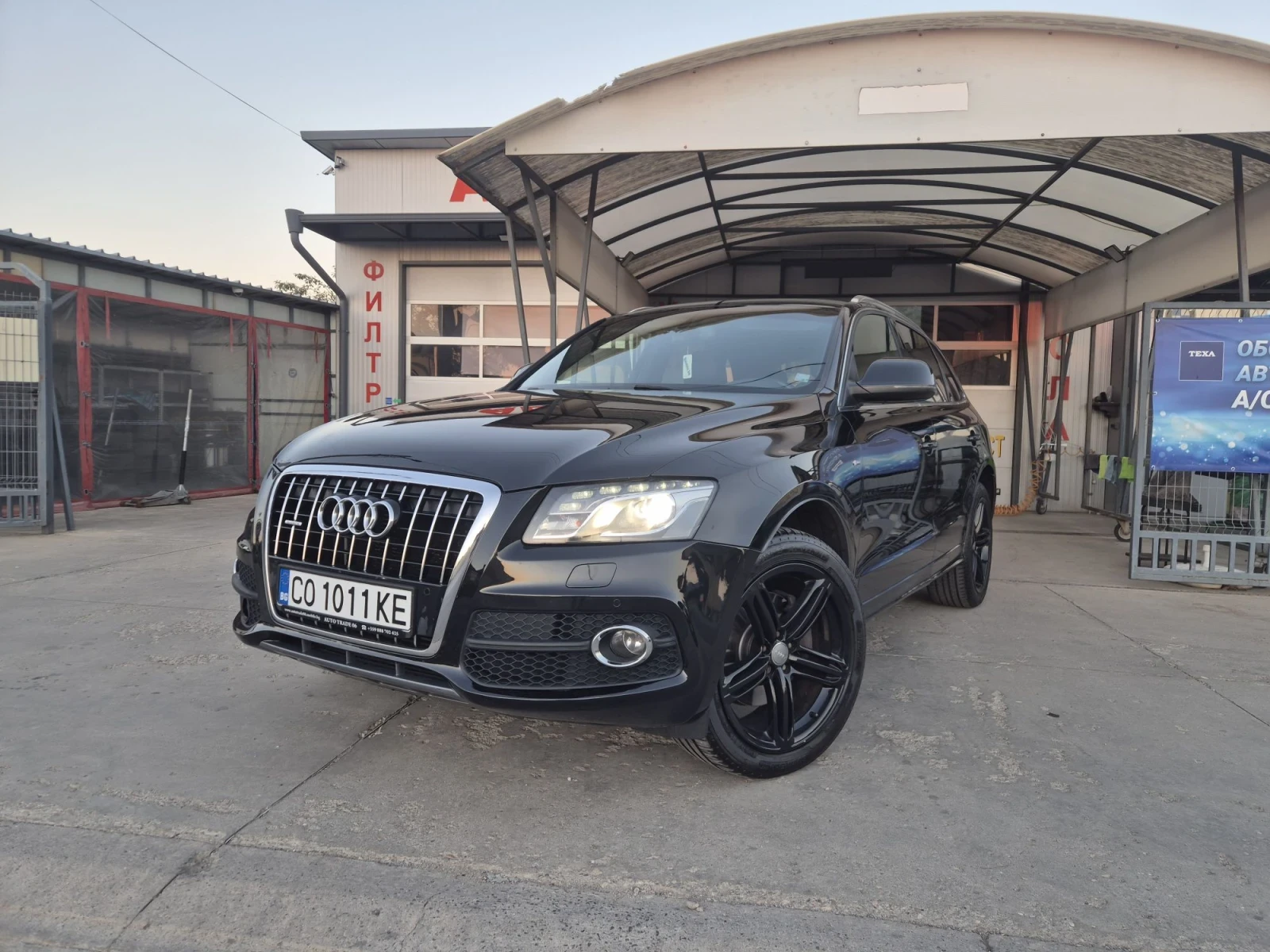 Audi Q5 3.0TDI Qattro 3xS-Line, Дистроник, Панорама