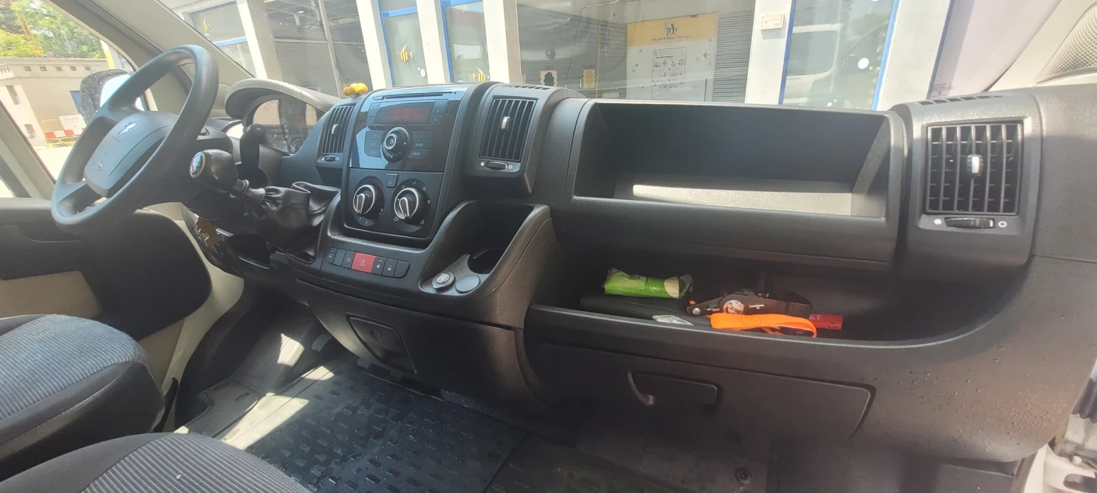 Peugeot Boxer 2.2 - изображение 8